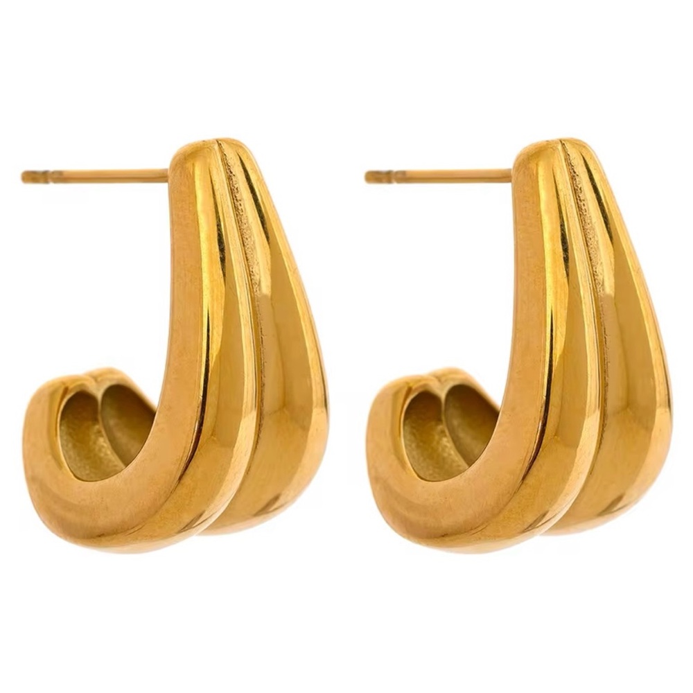 Elegant Gold Hoop Earrings